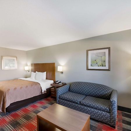 Quality Inn Near Parc נאצ'יטוצ'ס מראה חיצוני תמונה
