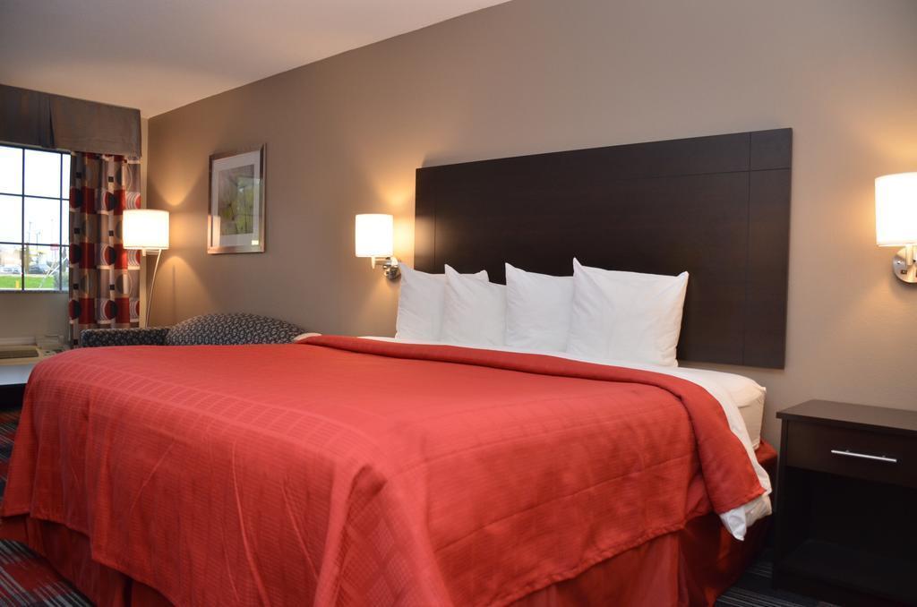 Quality Inn Near Parc נאצ'יטוצ'ס מראה חיצוני תמונה
